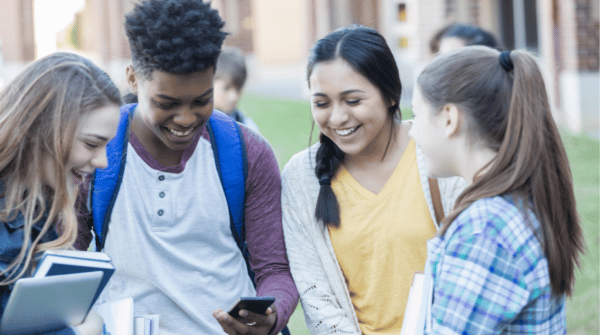 Adolescents vie sociale